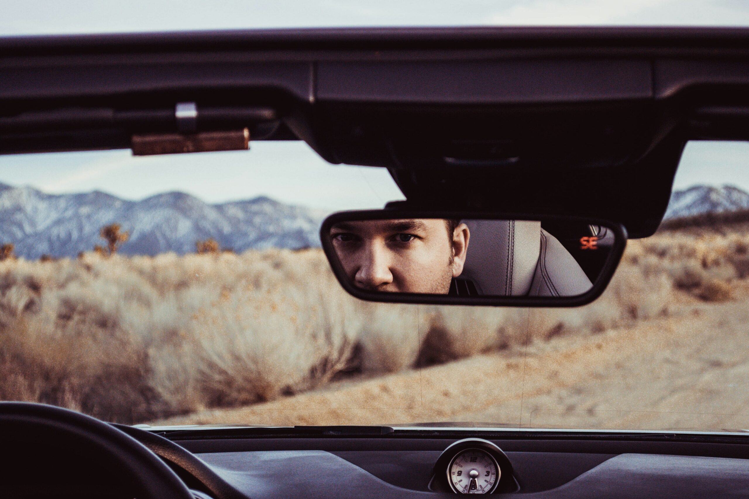 A PR person looking back at traditional PR while looking forwards at digital PR for HR focused brands